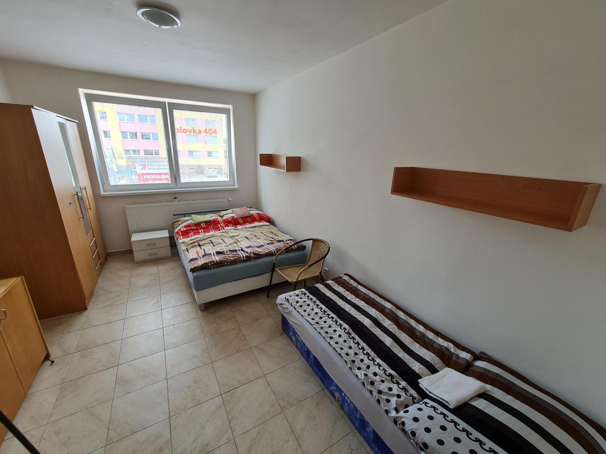 Nika Beds Hotel Pardubice Exterior foto